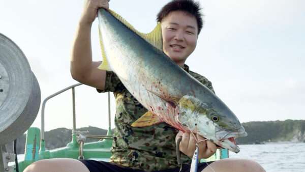 式根の夏マサが熱い!海のスプリンター平政キャッチ!