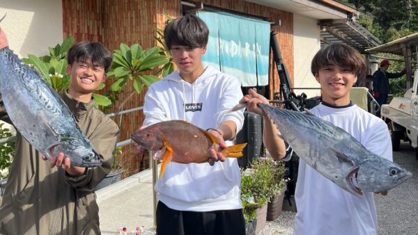 9月・11月と連続爆釣国立大生またまたフエダイ&スマ!
