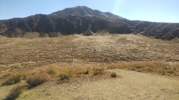 阿蘇路はすべて山の中