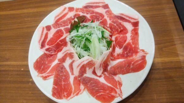 鹿児島行ったら豚食うでしょう