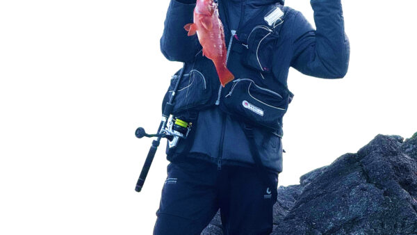 ヒデ君&幼馴染＆常連君と西風めげずに磯釣りに…！